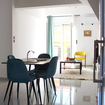 Patras Cozy Nest In The Vibrant City Center Exterior photo