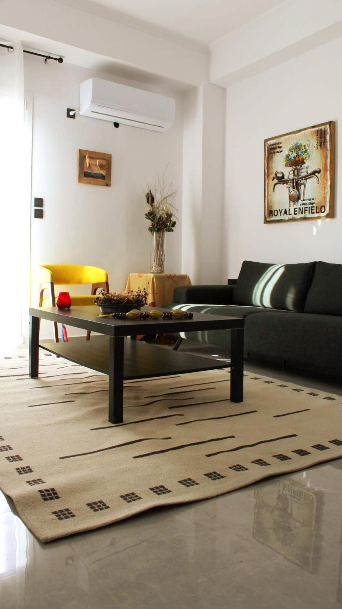 Patras Cozy Nest In The Vibrant City Center Exterior photo