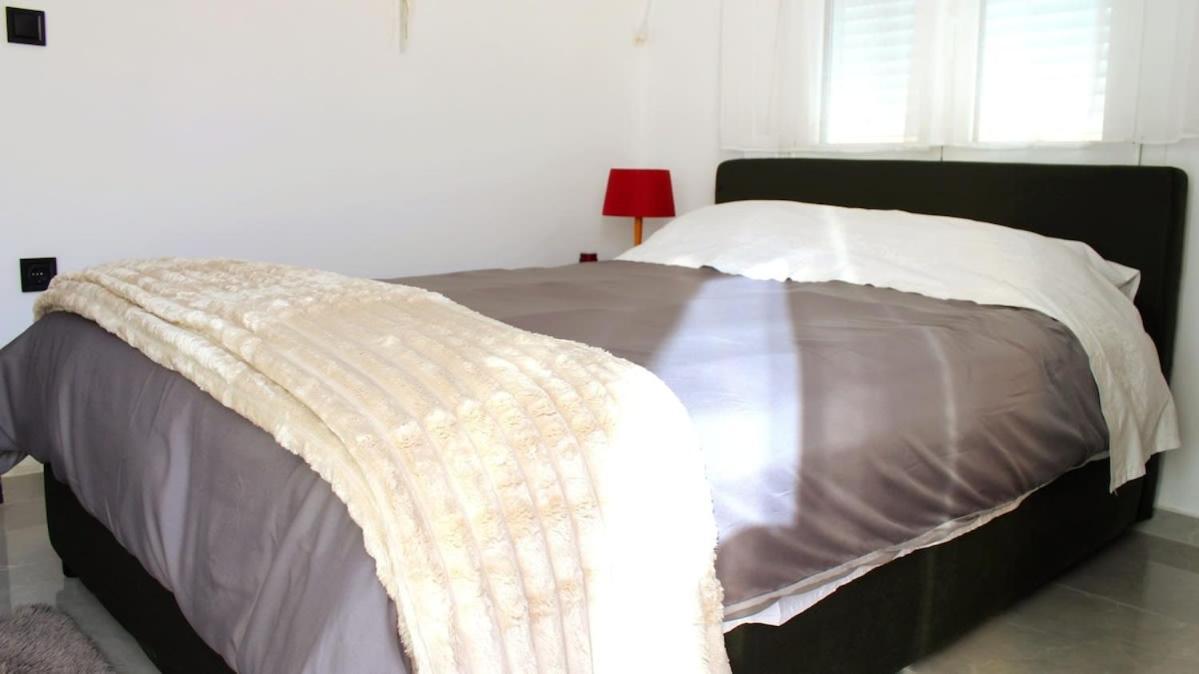 Patras Cozy Nest In The Vibrant City Center Exterior photo